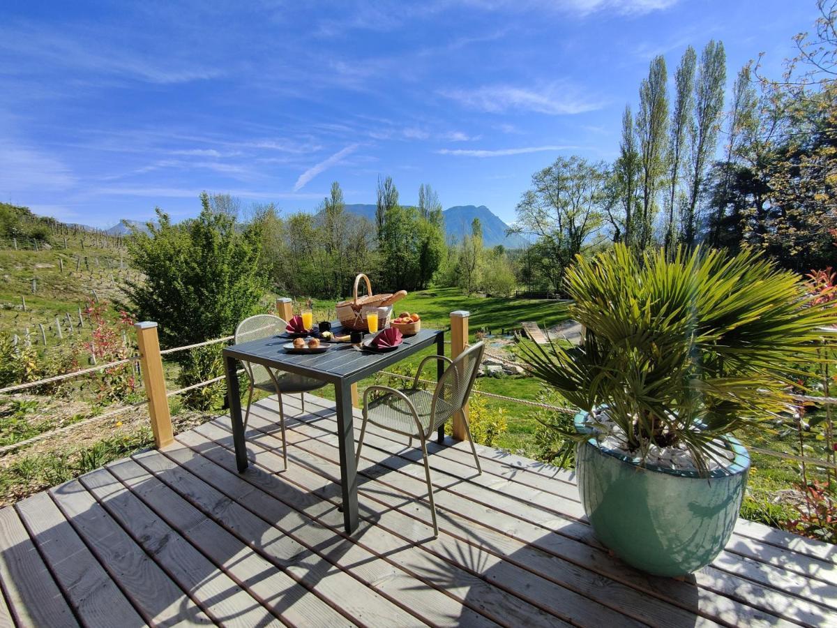 L'Etang De La Tourne Acomodação com café da manhã Les Marches Exterior foto